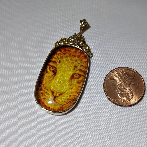 10k Copal Amber Leopard Pendant - Picture 3 of 8